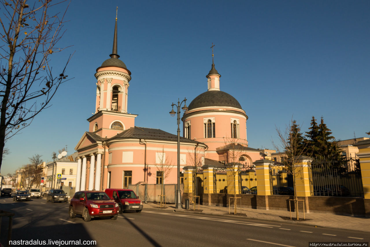 Khram Iverskoy ikony Bozhe